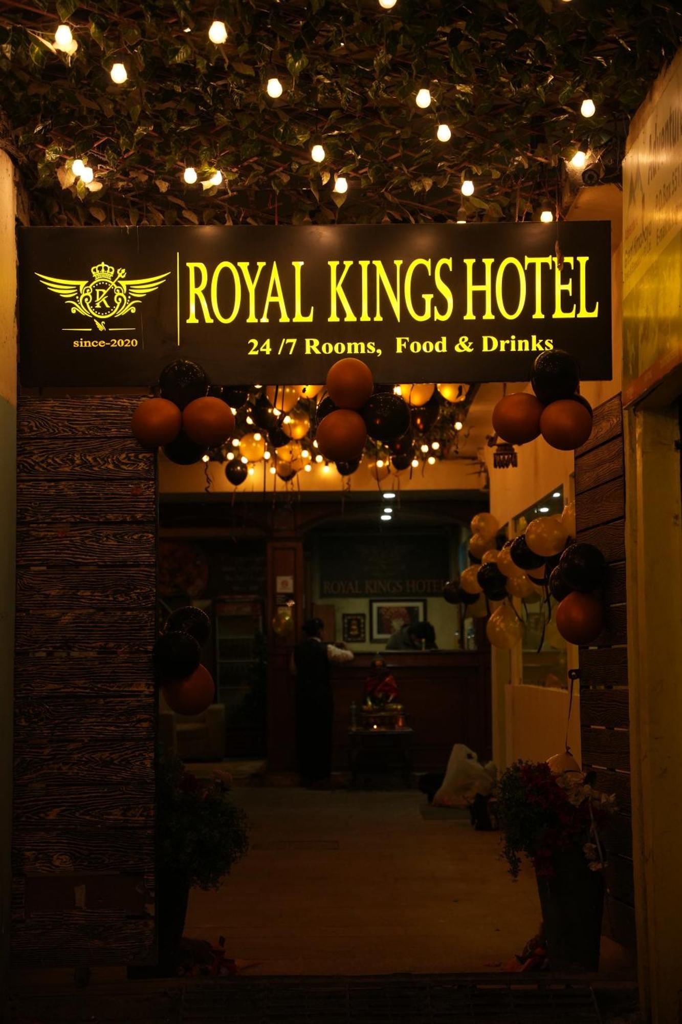 Royal Kings Hotel Kathmandu Exterior photo